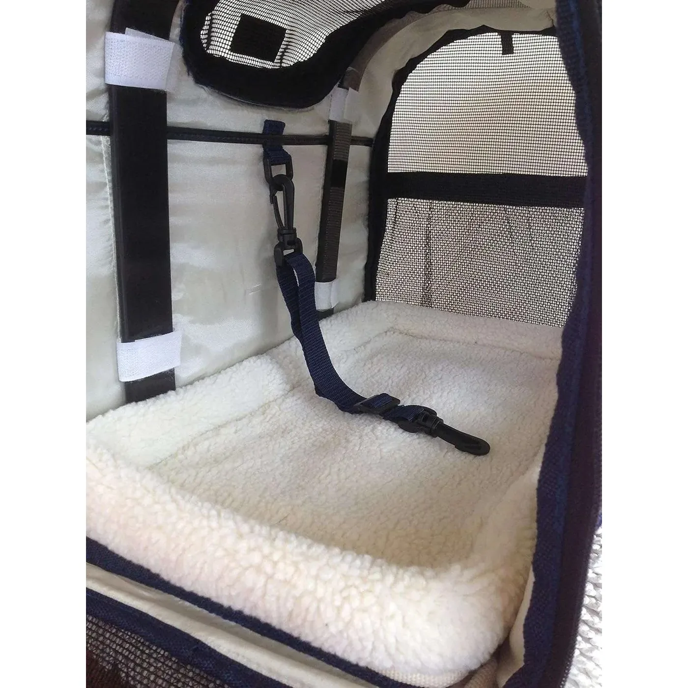 Custom Pet Carrier Backpack Manufacturer thumbnail 3